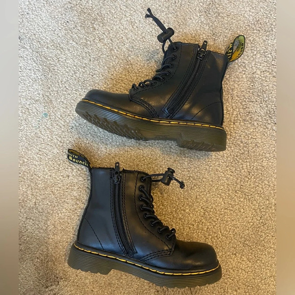 Toddler Black Dr. Martens size 8 unisex - Picture 4 of 9